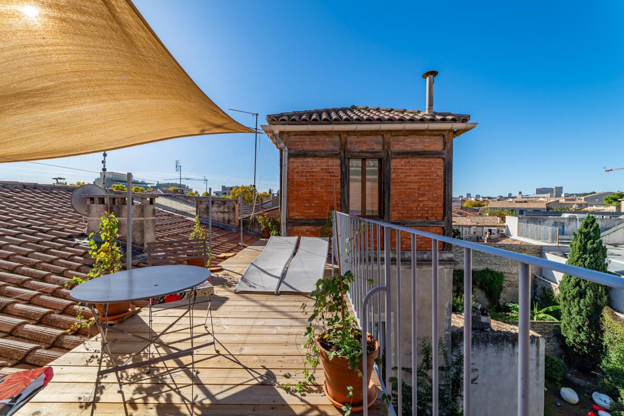 La Terrasse Suspendue Des Arenes - Une Nuit A Nîmes Dış mekan fotoğraf